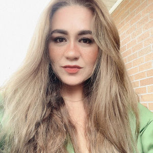 Meet your Posher, María joany